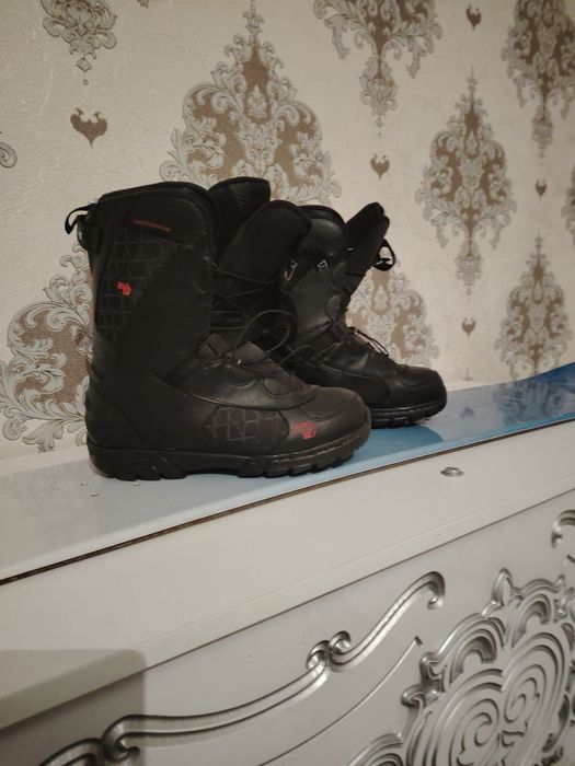 Продам Сноуборд 175