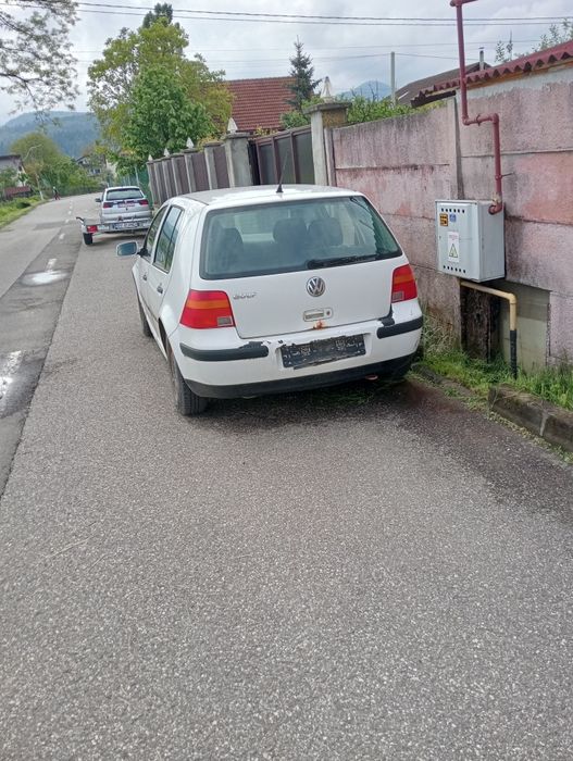 Vw golf 4  1.4 16 v pt dezmembrat