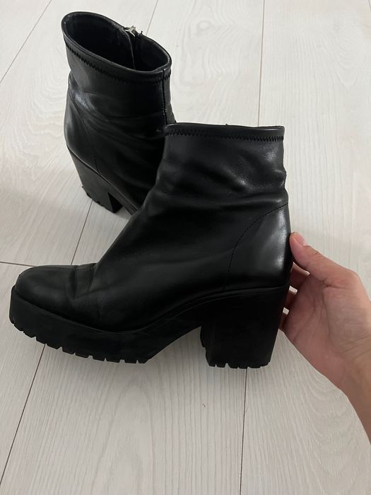 Botine din piele Zara