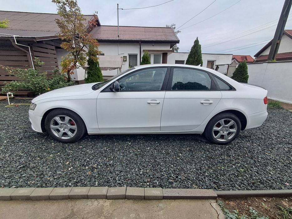 AUDI A4 0 — imagine 3