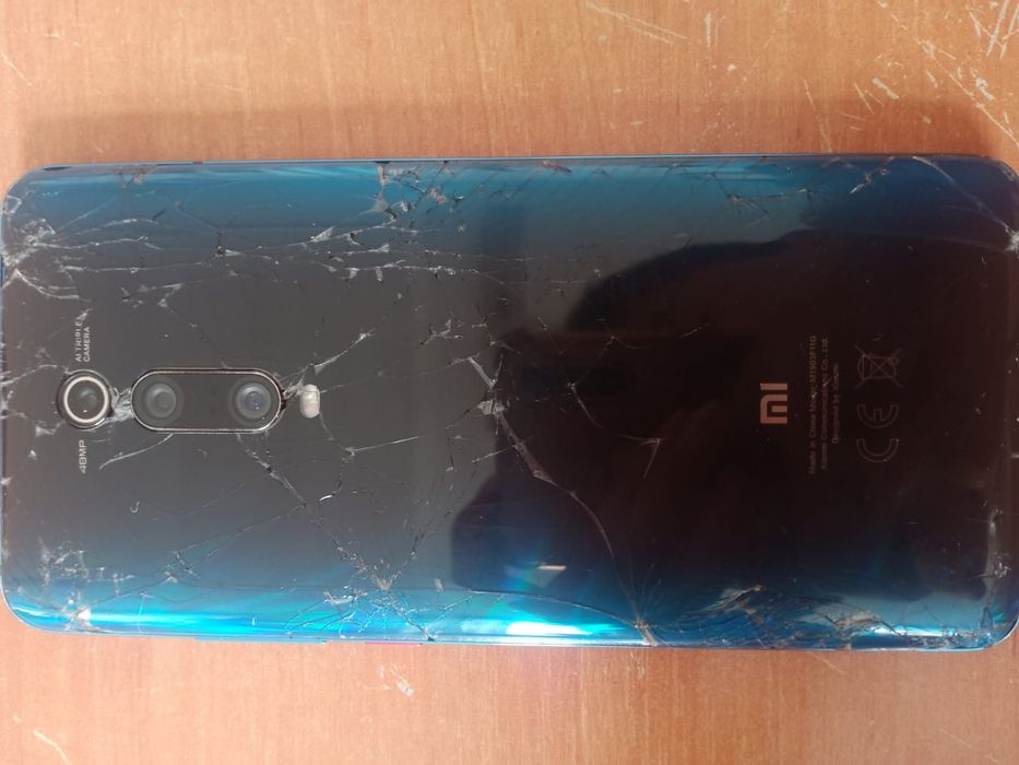 Продам Xiaomi Mi 9T pro