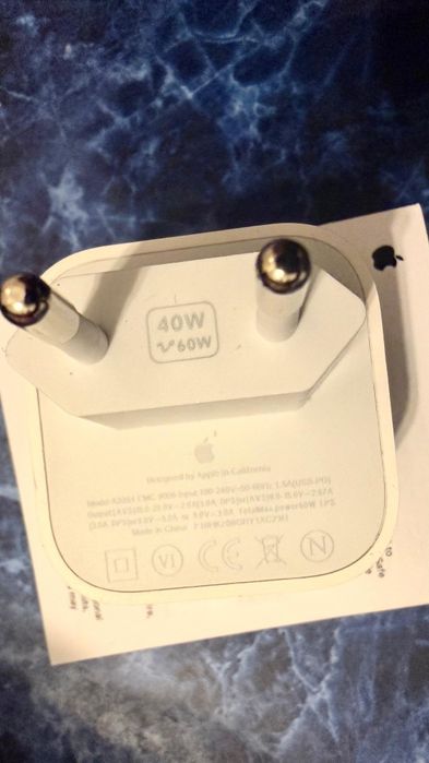 Incarcator apple 40w