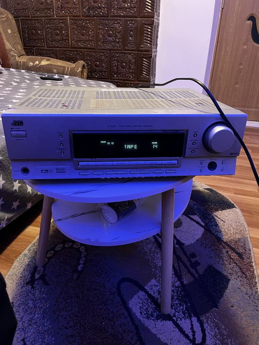 Vand amplificator JVC model 5052
