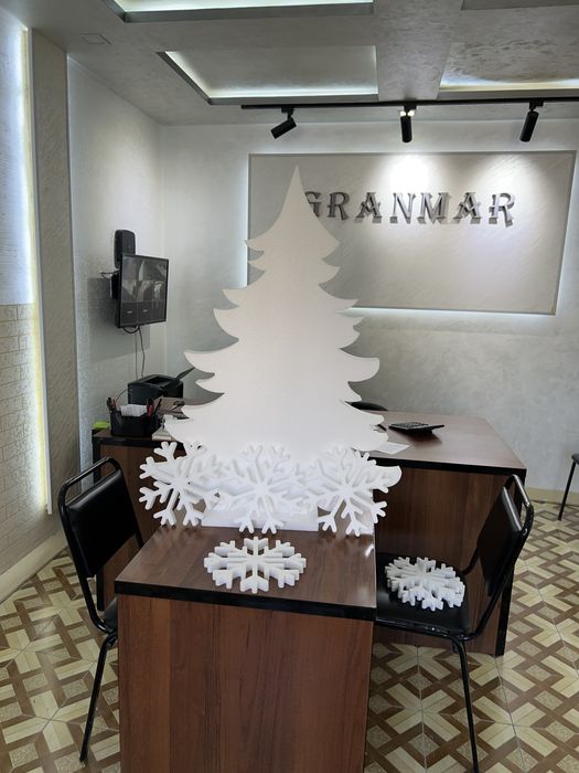 Новогодний декор, снежинки из пенопласта