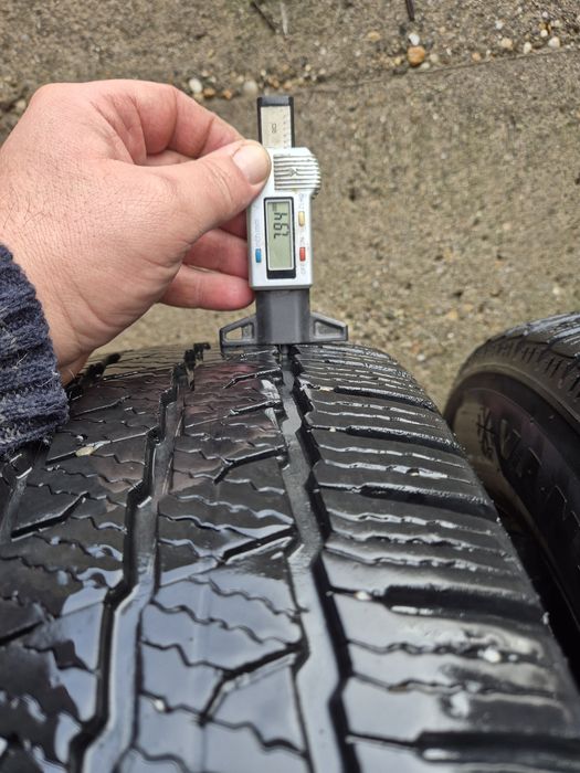 Cauciucuri iarna 215/70/15c m+s