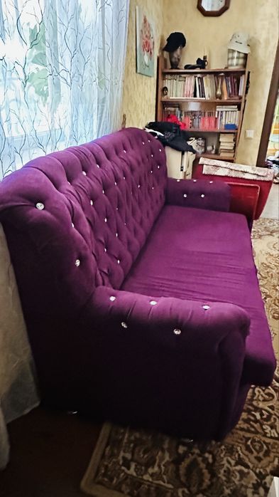 Диваны разные в офис