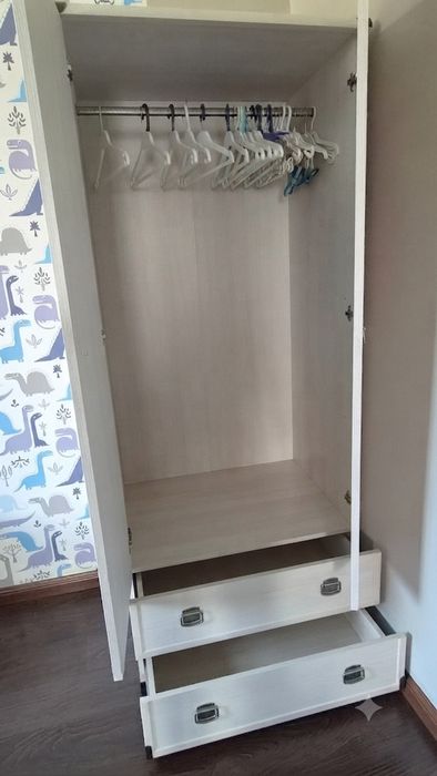 Продам кровать и шкаф