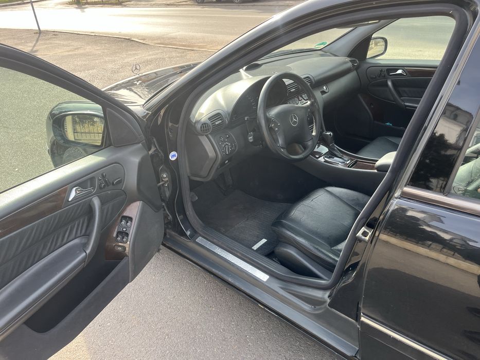 Mercedes C320  Avangard 4 matic