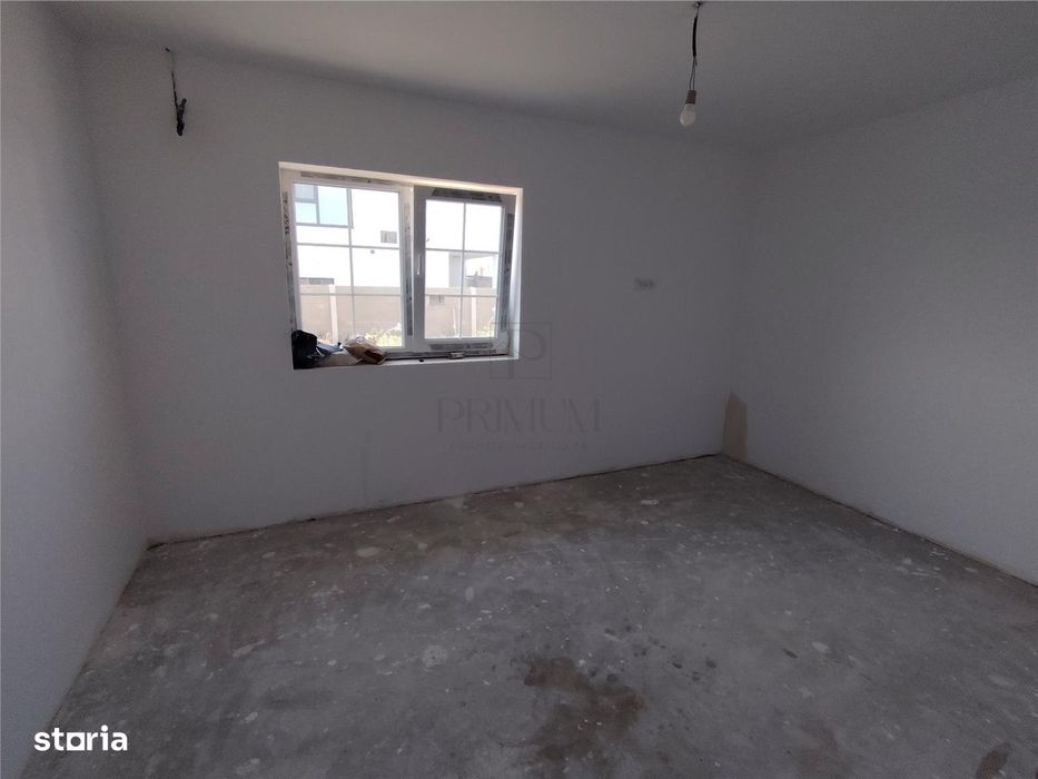 Duplex Pe Parter - Aproape De Centura - 2 Fronturi Stradale