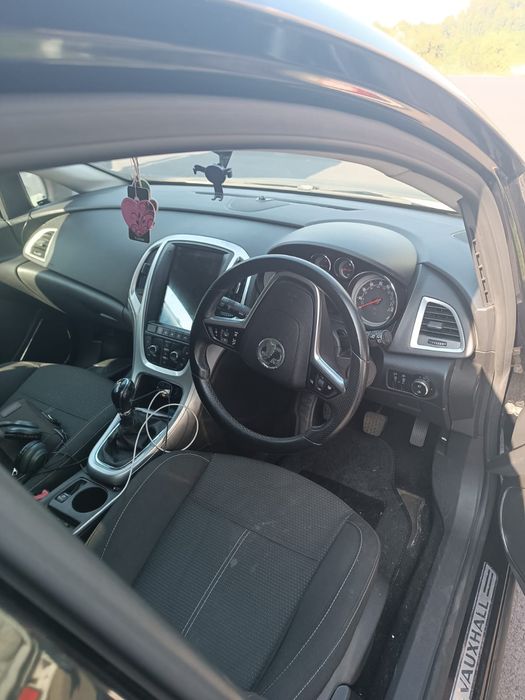 Опел Астра/Opel Astra J 2010 г. 1.6, 115 к.с. (85 kw)бензин на части.