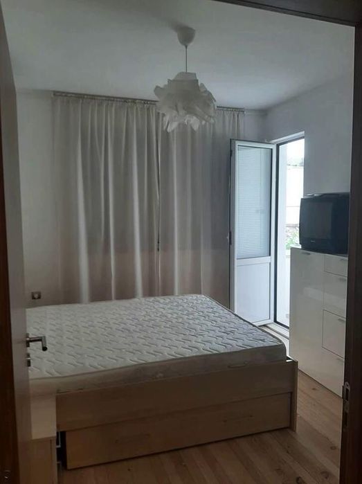 Дава се под наем Етаж от къща в Пловдив, Гагарин - 98 кв.м за 510 € - Снимка #6