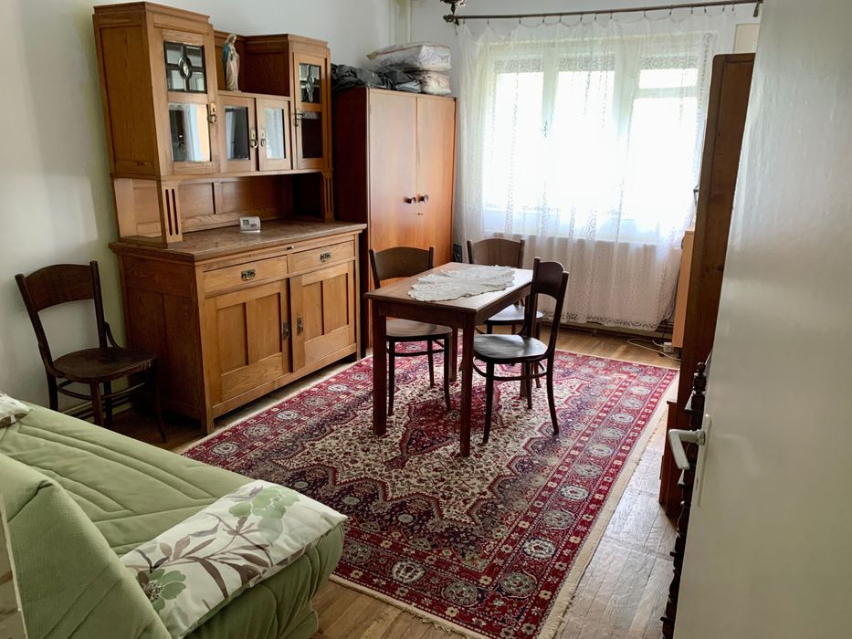 Vand garsoniera zona Astra