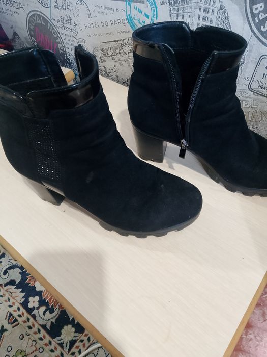 полусапожки на каблуках