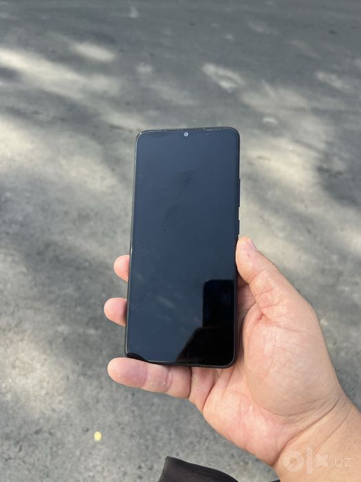 Infinix sotiladi holati zòr srochna arzon
