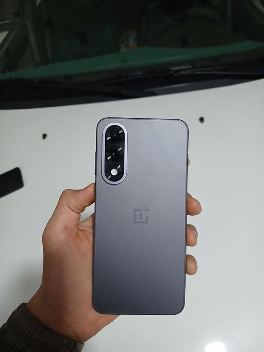 Oneplus ace 5 ultra 12/256 super skidka