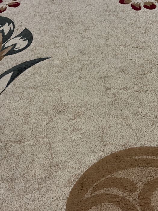 Ковер 2*3 б/у состав шерсть , шелк