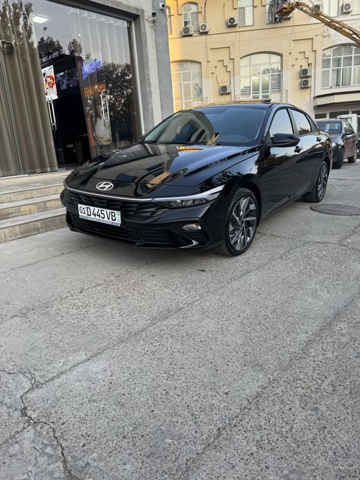 2025 Hyundai Elantra