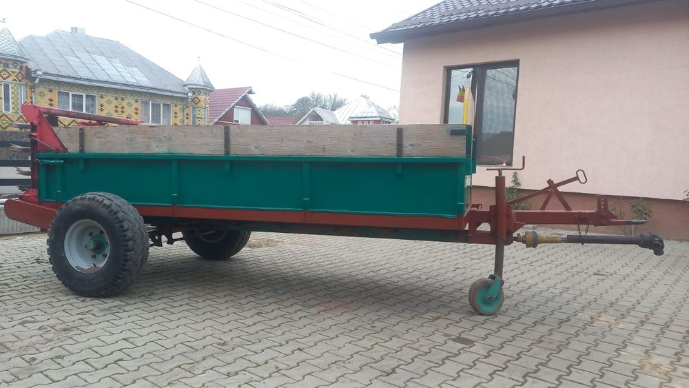 Mig gunoi de pante 3,7t / Remorca pentru fertilizat balegar