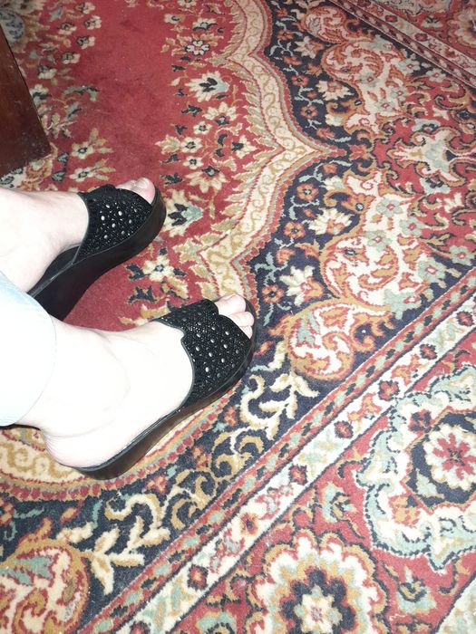 Женские шлепанцы На платформе.