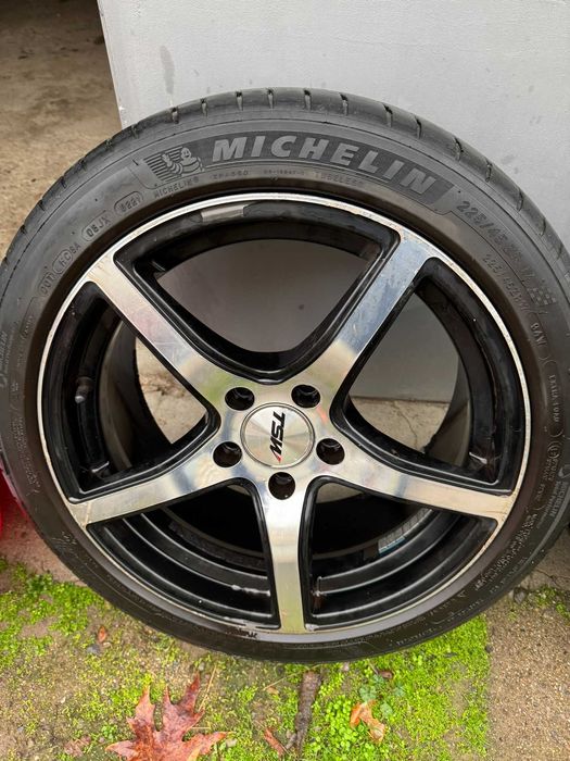 Джанти TSW 17 цола с гуми Michelin Pilot sport 4 225/45/17 за VW 5x112