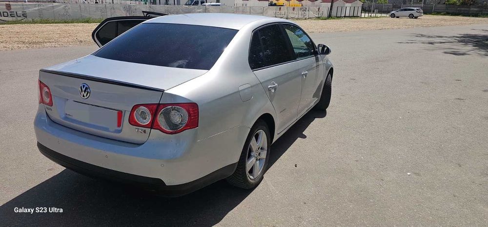 VW jetta 1.4 2009