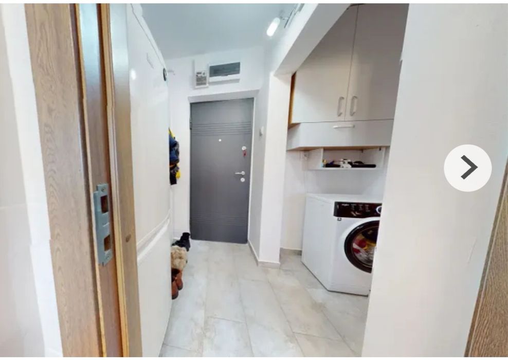 Vând garsonieră confort