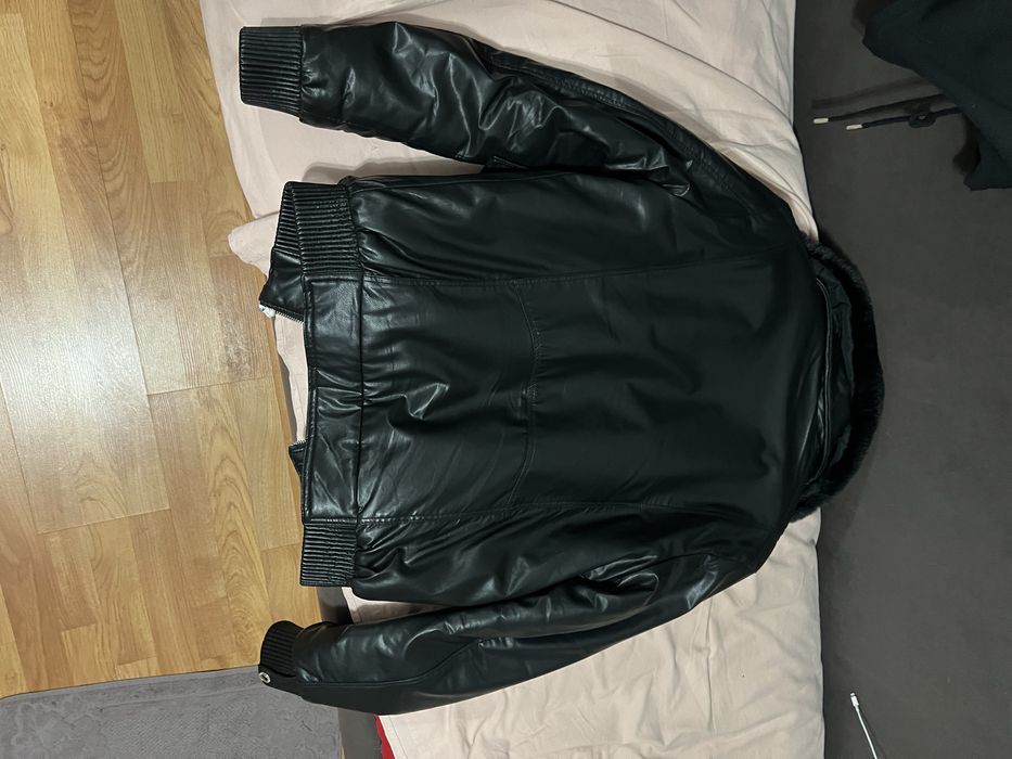 Кожаная куртка размер S