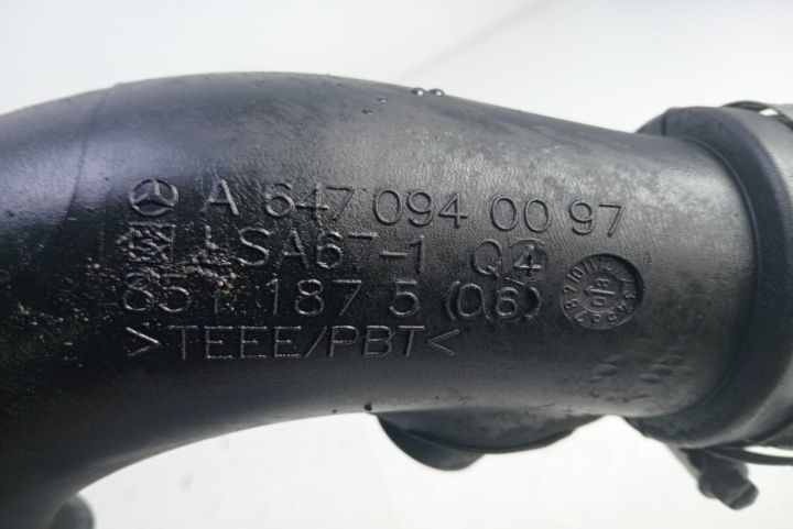 Furtun  turbo / admisie aer 2.7 cdi A6470940097 Mercedes-Benz E-Class