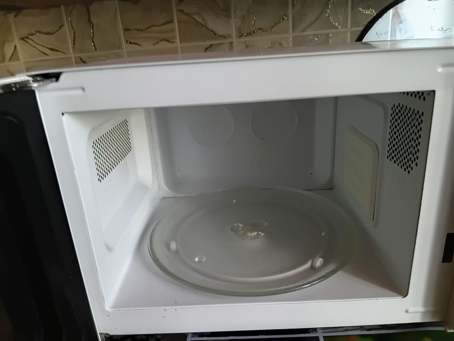 Продам микроволновую печь