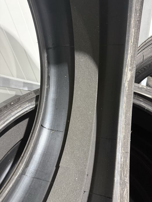 Anvelope m+S 285/40 R23-305/35 R23