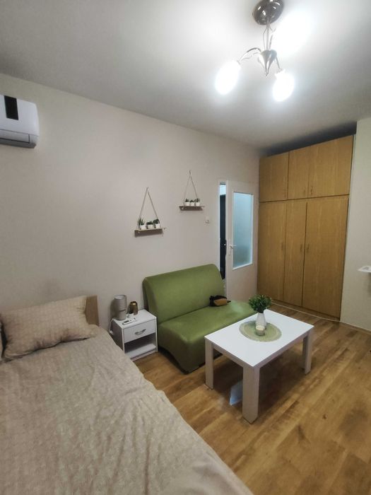 Дава се под наем Едностаен апартамент в Стара Загора, Център - 40 кв.м за 33.15 € - Снимка #2