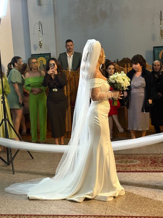 Rochie de mireasa deosebita