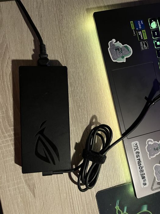 MacBook + Игравой Ноутбук