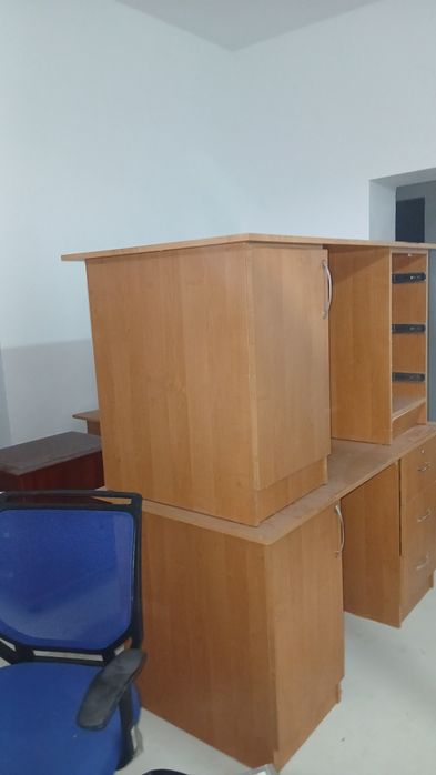 Продаю мебель в хорошим состояние