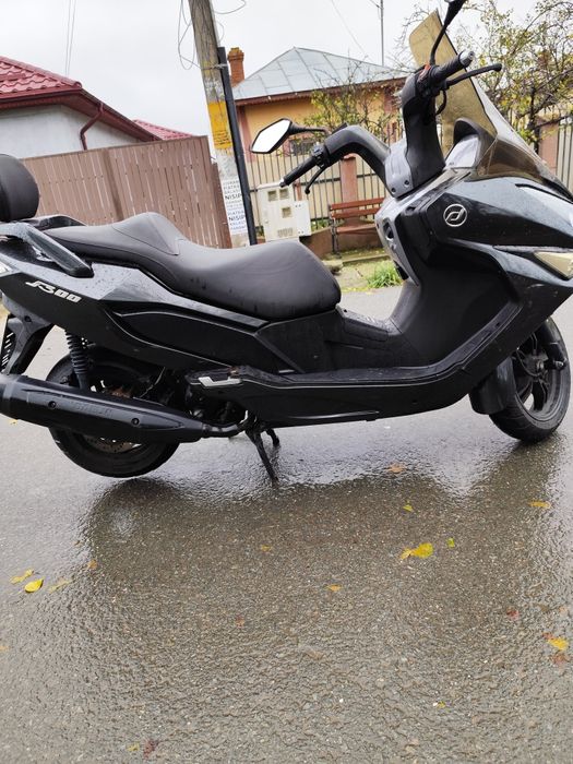 Scuter 300cc Dileim