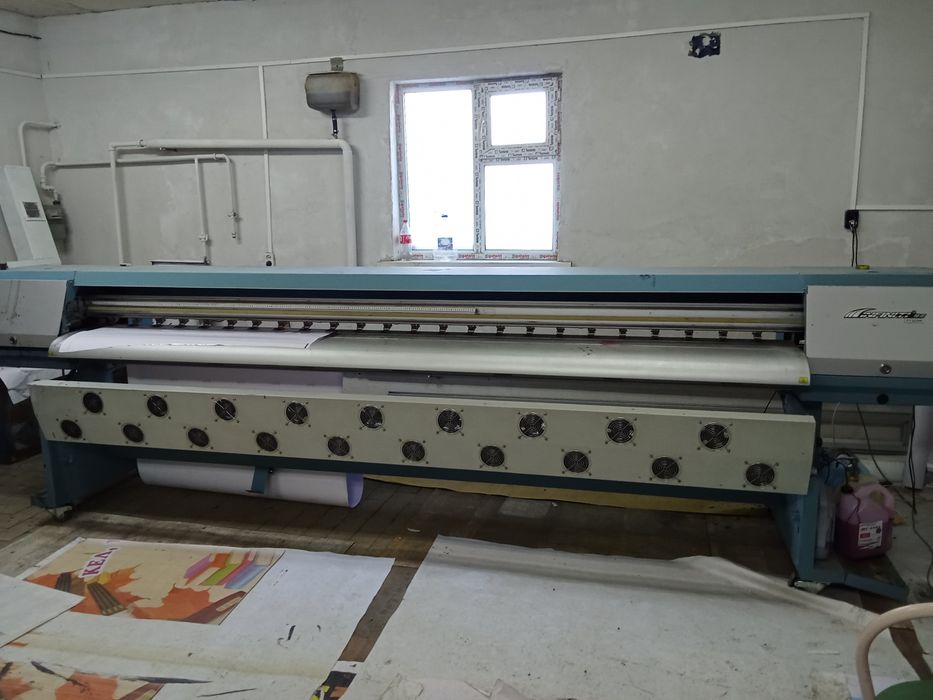 Печатный плотер для печати