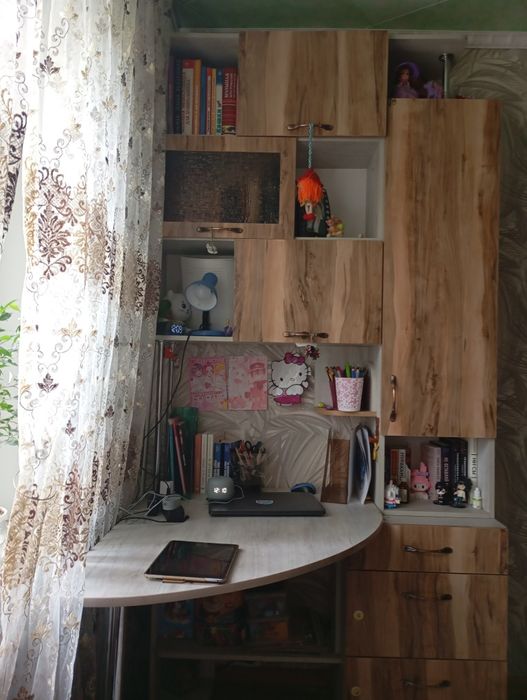 Письменный угловой стол парта со шкафом