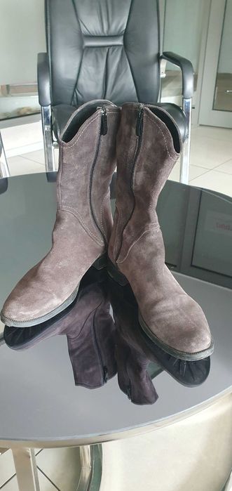 Велурени дамски обувки