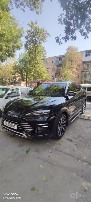 Moshina zor holati ideal va Kraska va petno yoq