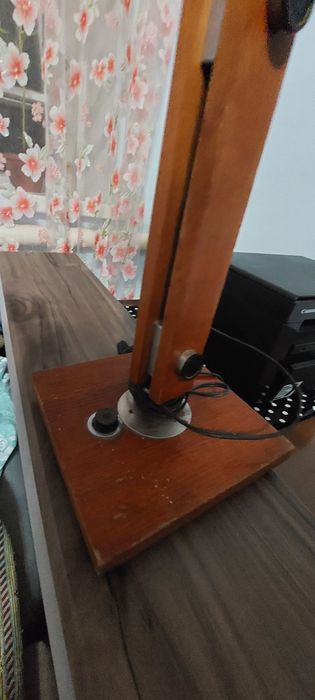 Настольная лампа в отличном состоянии