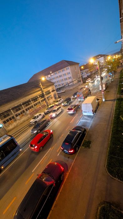 Selimbar  Strada Semaforului 2 decomandate 98000 euro