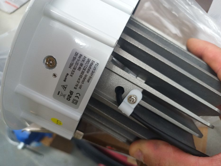 Proiector led industrial 25 w 3500k