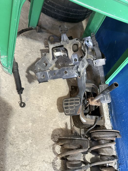 Педали гольф 3 автомат и кулиса рейка