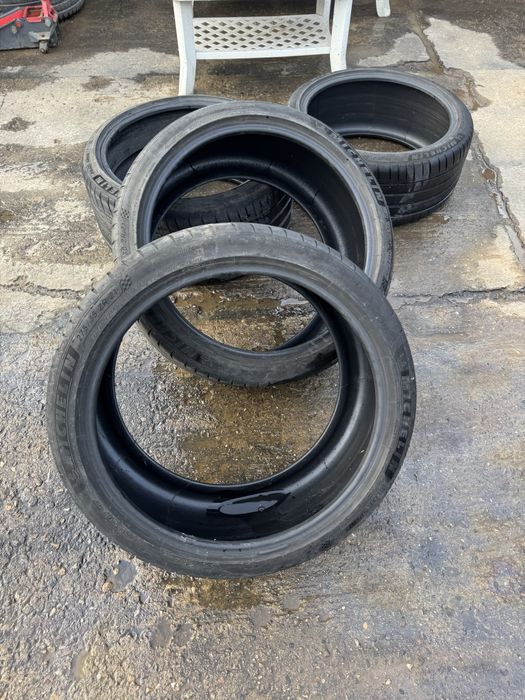 Гуми спорт пакет 275/35/21 315/30/21