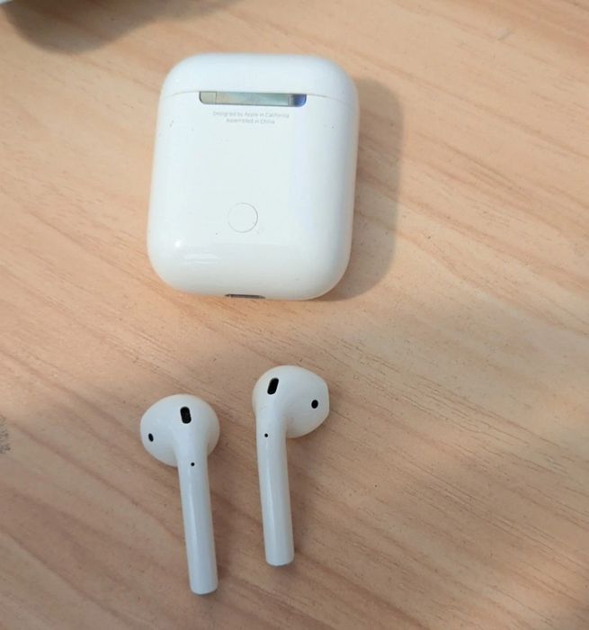 Casti apple airpods 2