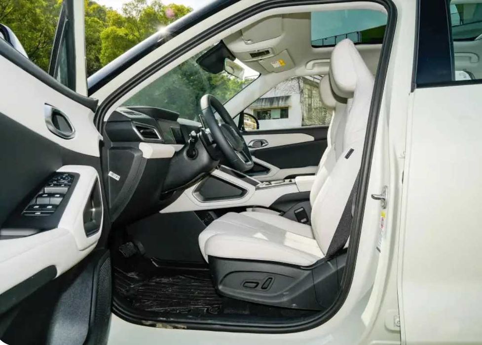 BYD Yuan UP 2025 Yil