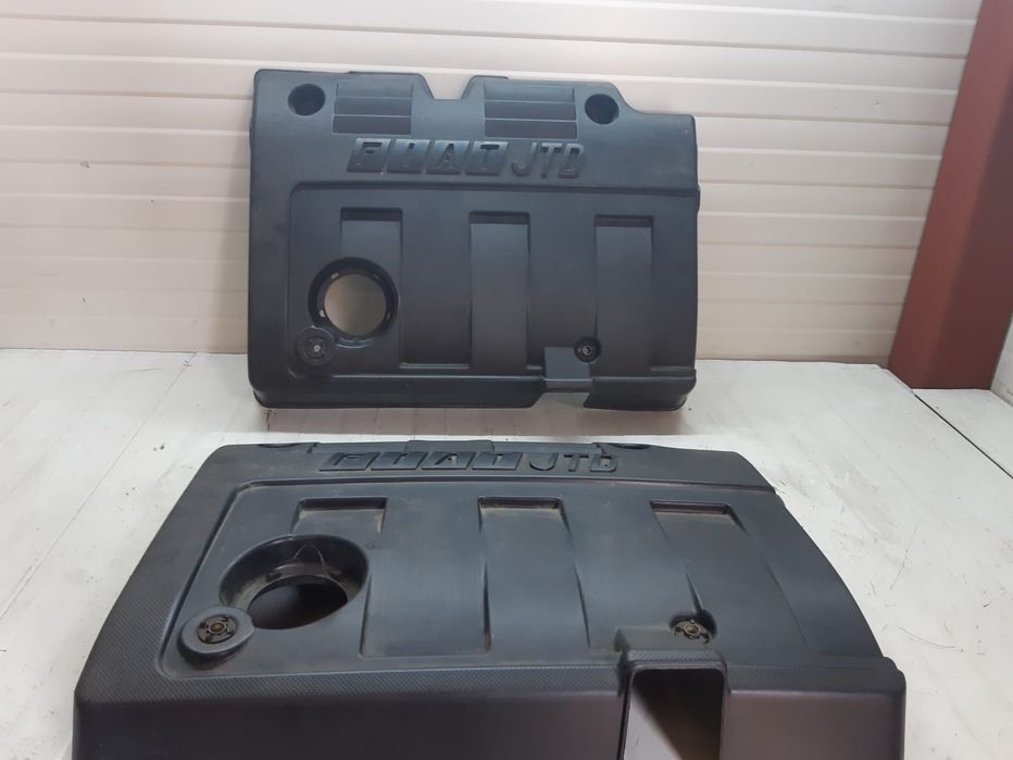 Capac motor fiat stilo 1.9jtd 100lei buc