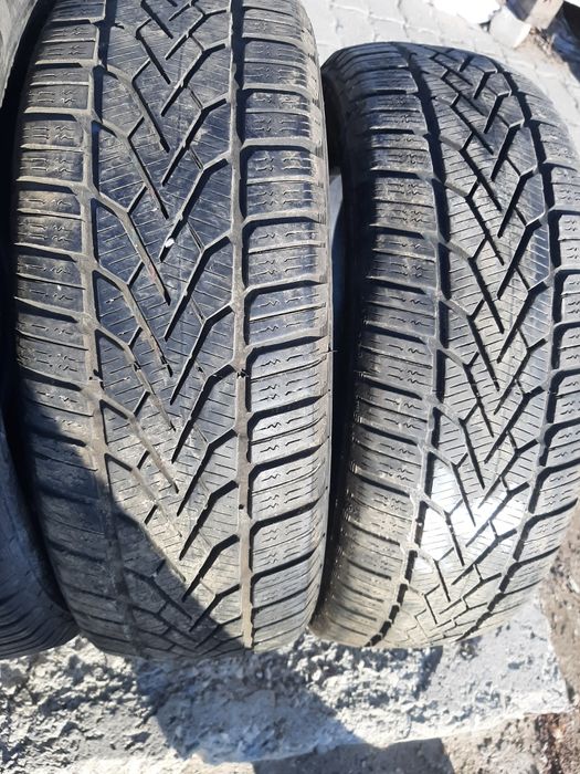 Продам шины 185/60/15 семпирит