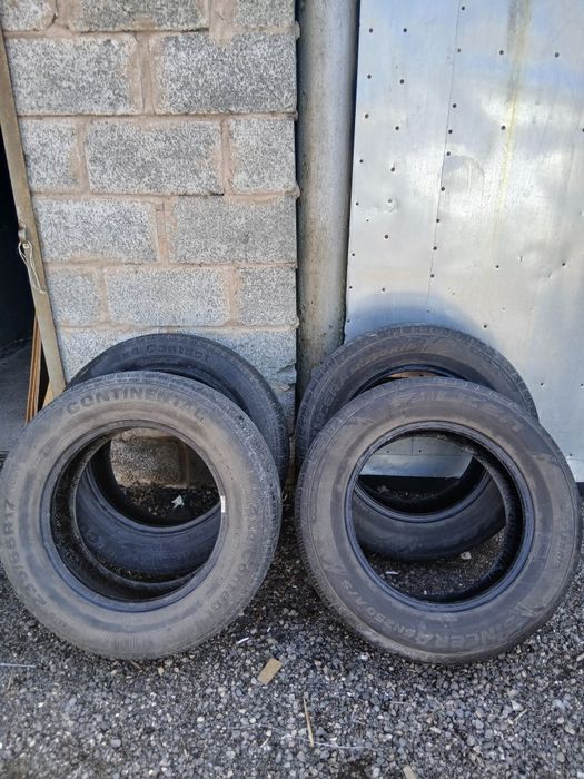 235/65R17 продам комплект