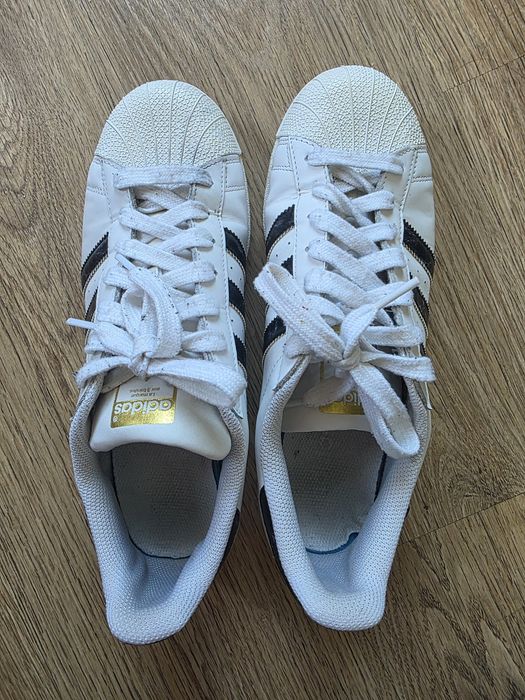 Adidas  superstar